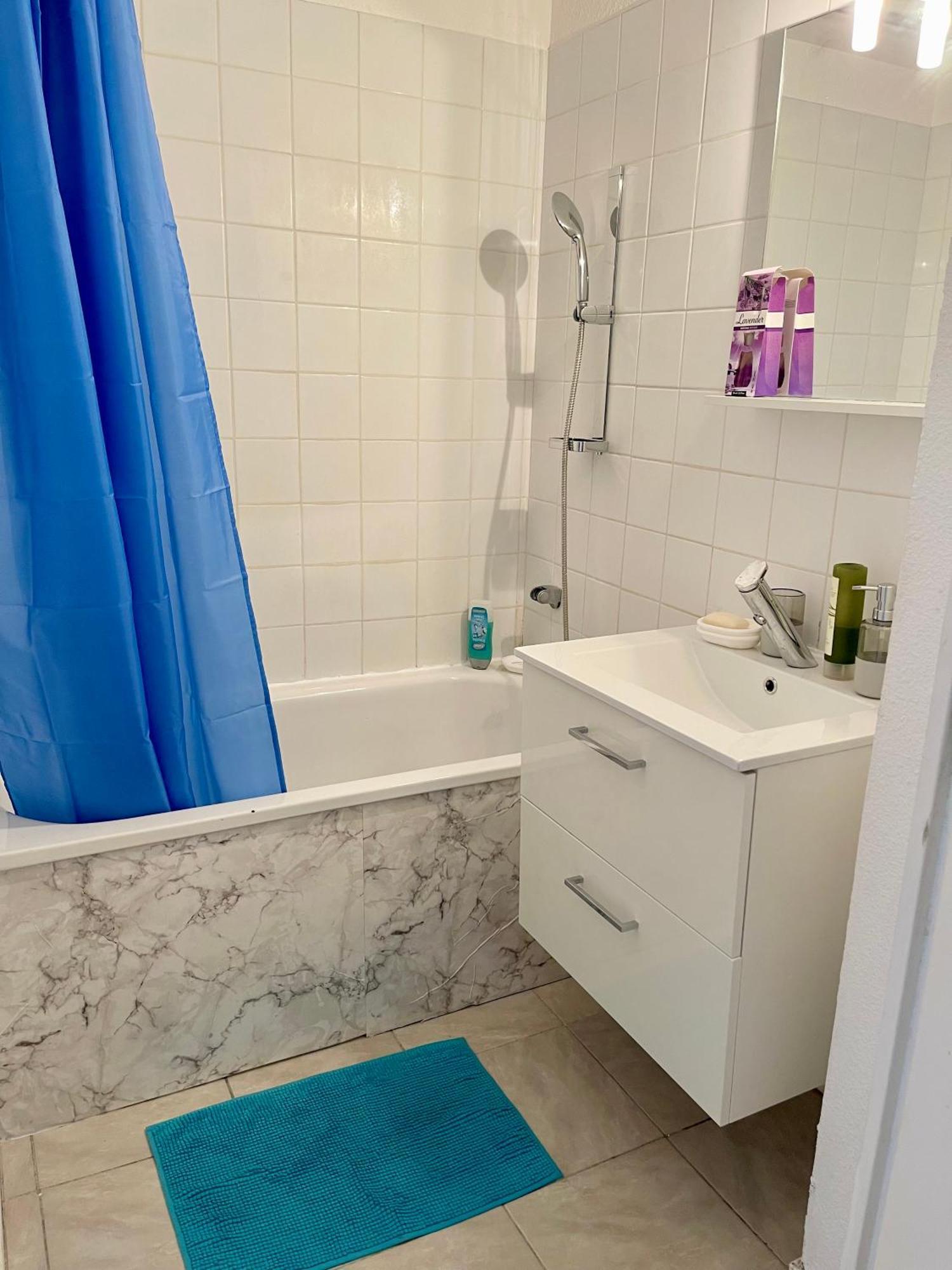 Joli Appartement Avec Piscine Sète Esterno foto